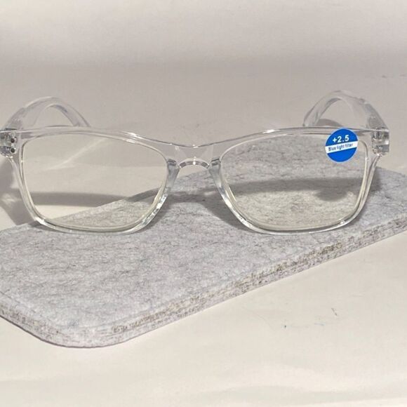 1438 Helen 2.5 Reading Glasses Thin Rectanle Bluelight Filter Clear Frames NWT - Picture 2 of 9